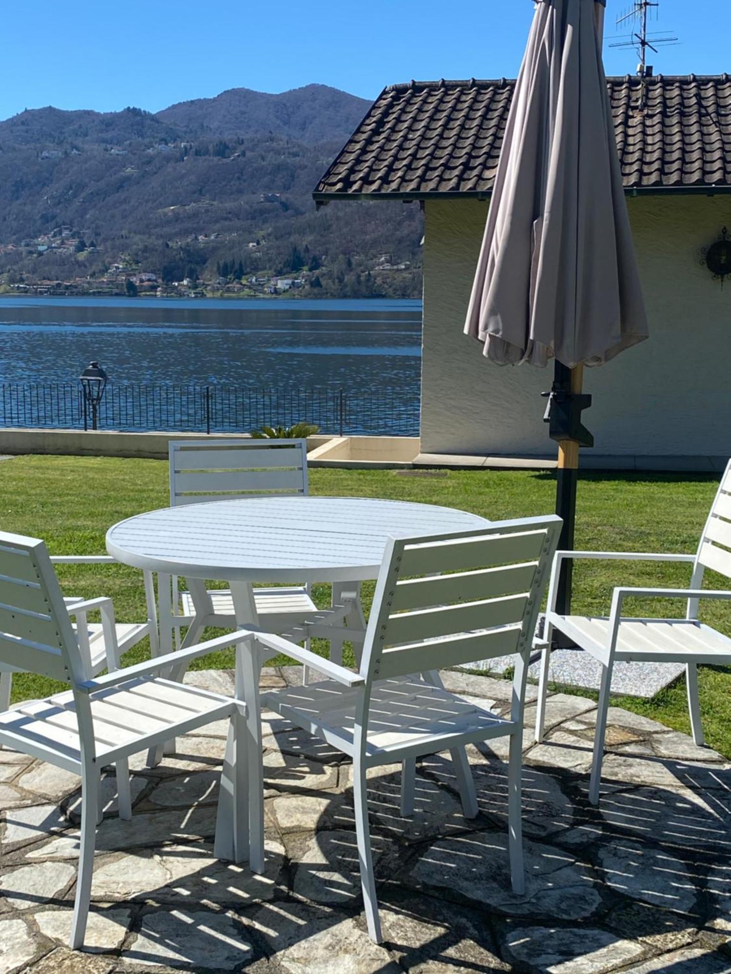 La Playa Cottage Con Spiaggia Privata Pettenasco Exterior foto